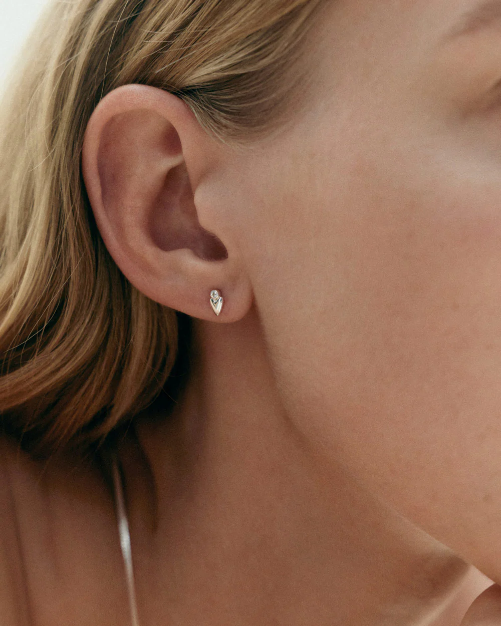 ABODE HEART STUDS (STERLING SILVER) - Image 3