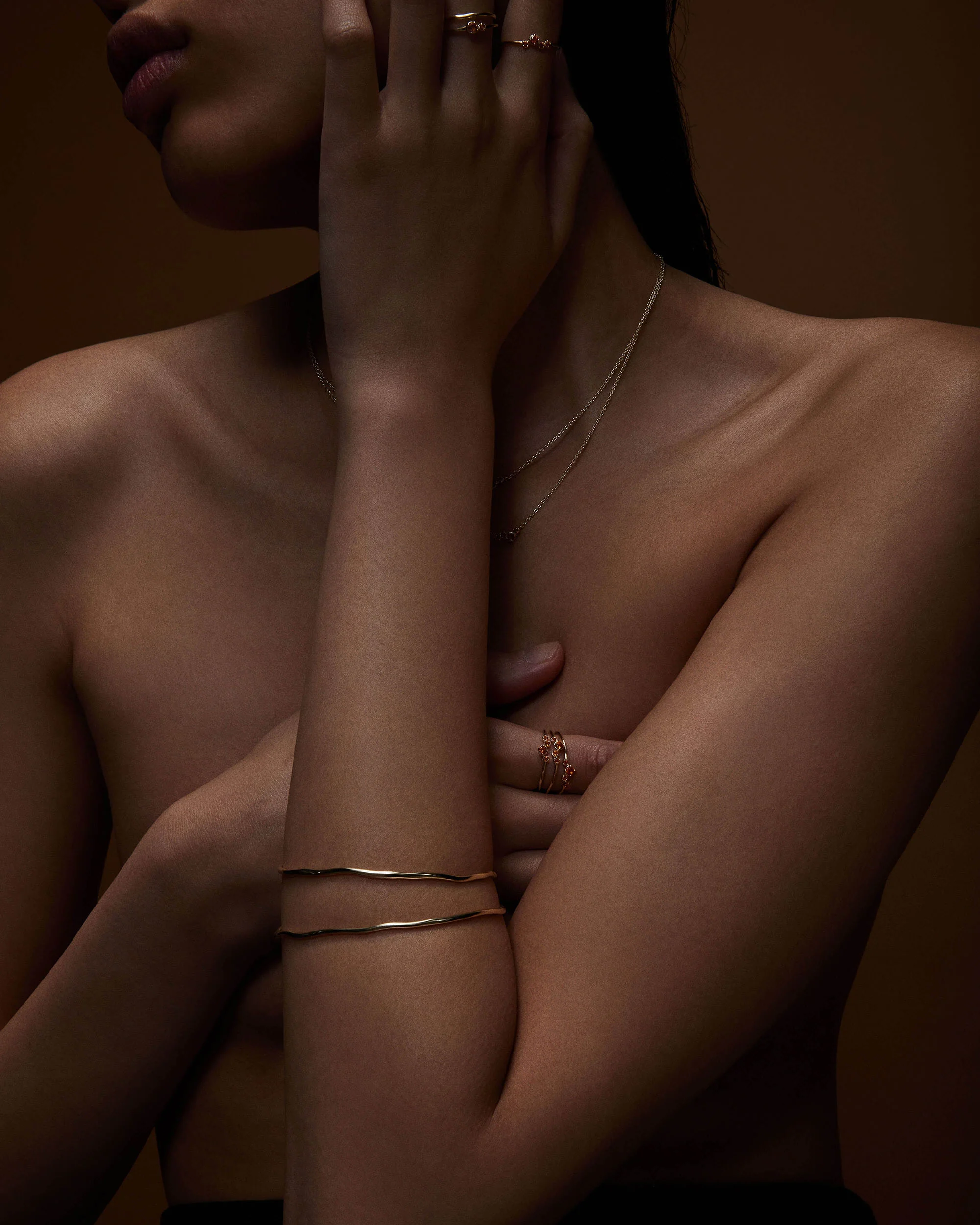 AURELIA BANGLE (9K GOLD) - Image 3