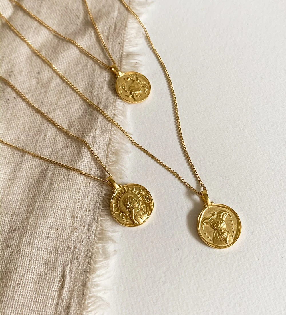 CAPRICORN ZODIAC NECKLACE (18K GOLD VERMEIL) - Image 5