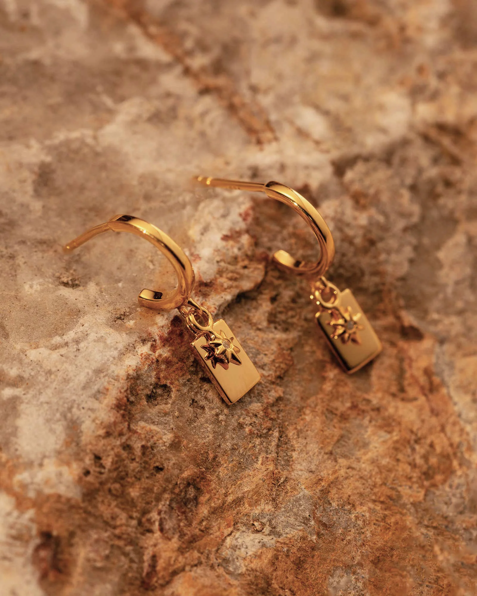 GUIDING STAR HOOPS (18K GOLD PLATED) - Image 4