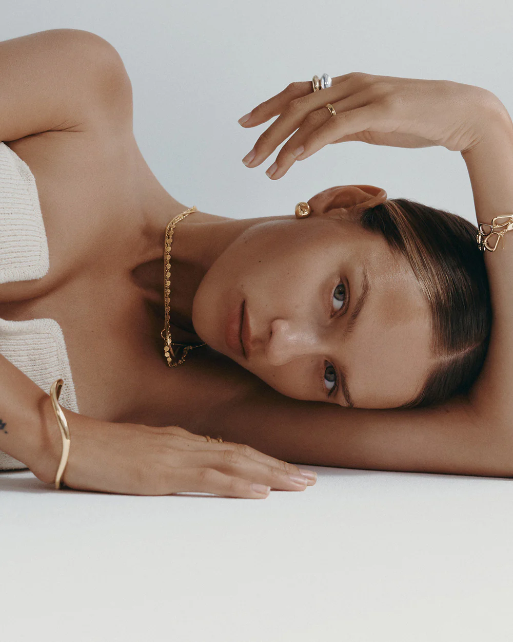 PRESENCE BANGLE (18K GOLD PLATED) - Image 2