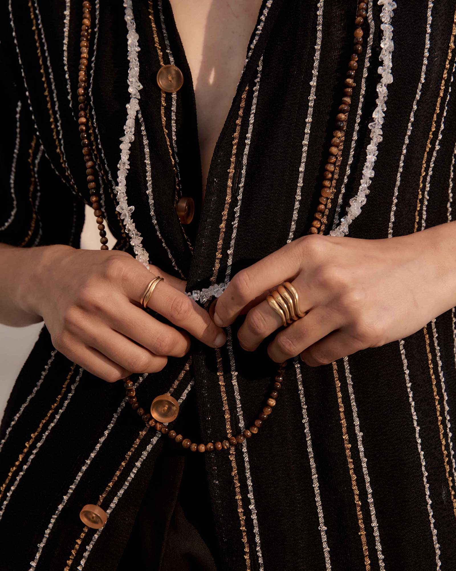 SHIFT STACKING RING (18K GOLD VERMEIL) - Image 3