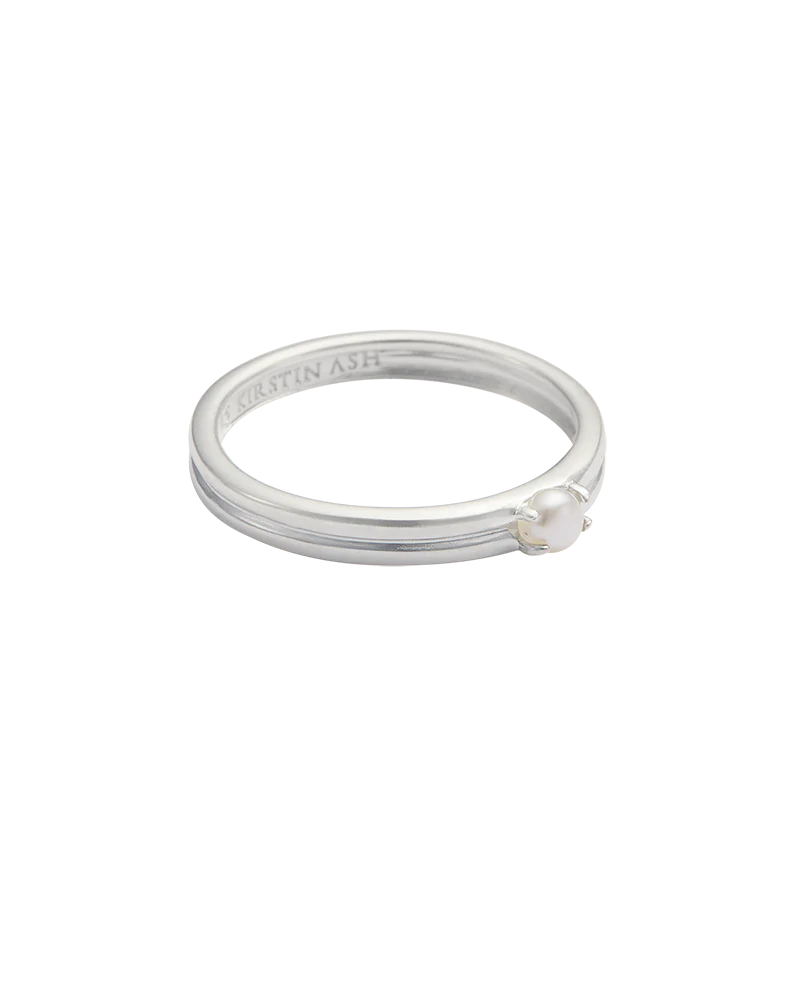 SOLACE PEARL RING (STERLING SILVER) - Image 4