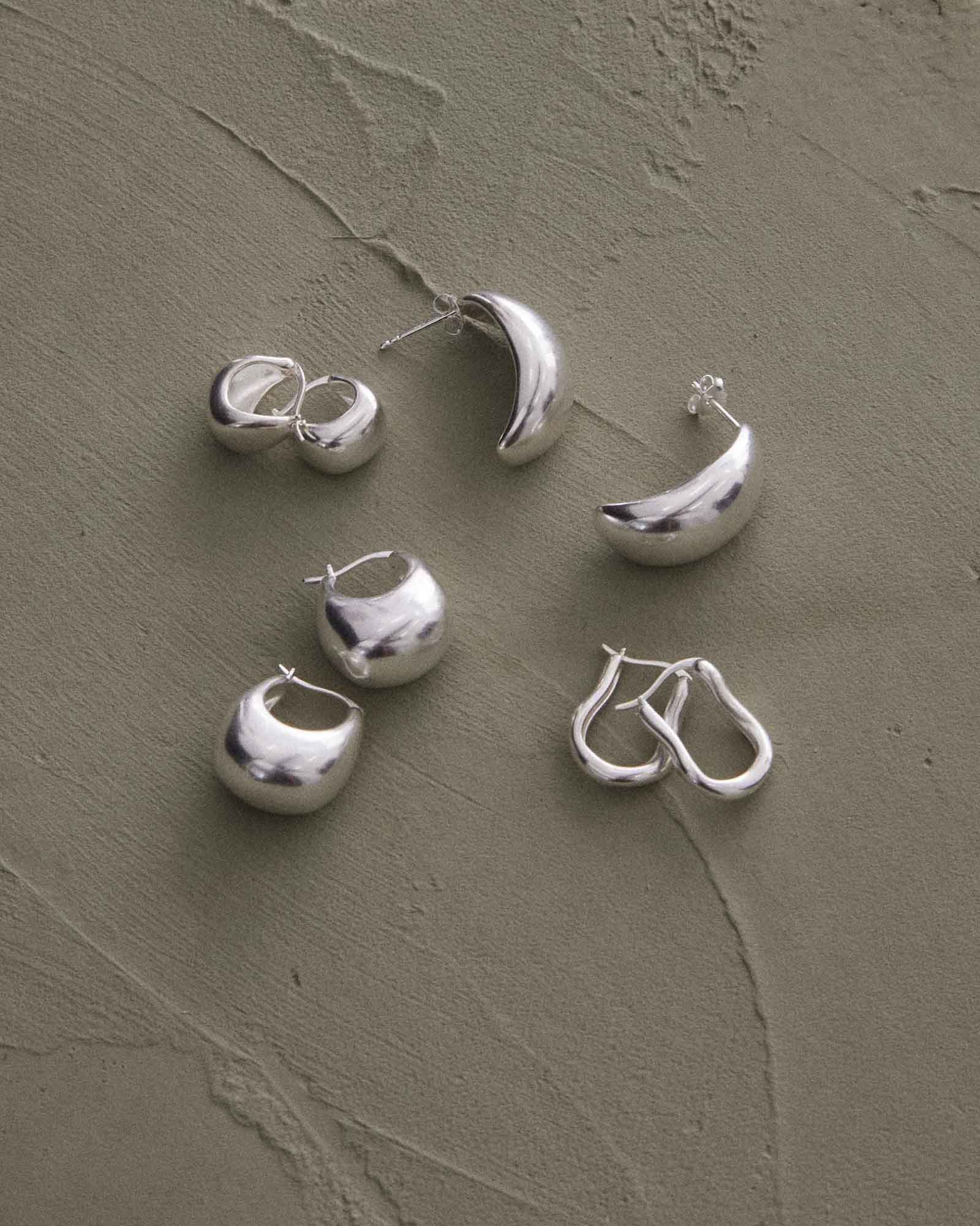 TRESOR HOOPS MEDIUM (STERLING SILVER) - Image 4