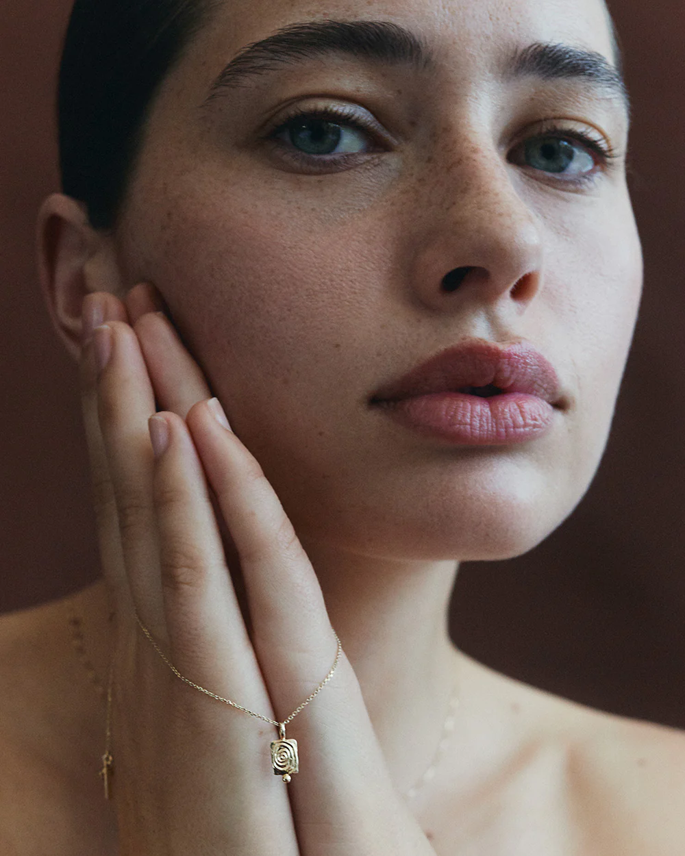 VIBRATION CHARM (9K GOLD) - Image 2