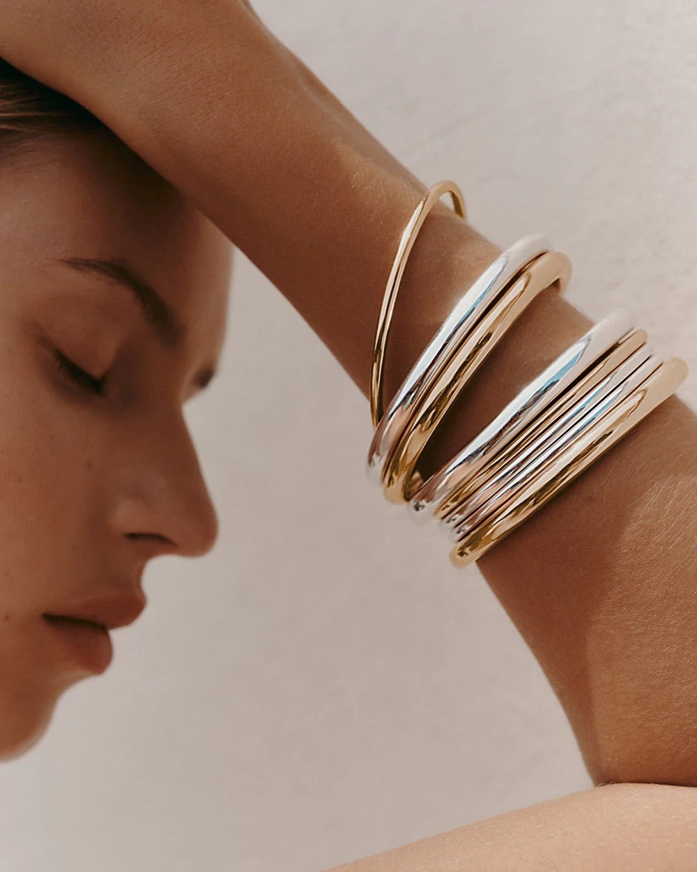 WITHIN MOTION BANGLE (18K GOLD PLATED) - Image 3