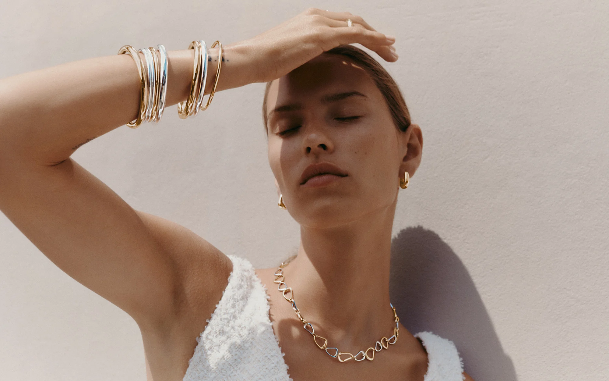 WITHIN MOTION BANGLE (18K GOLD PLATED) - Image 5