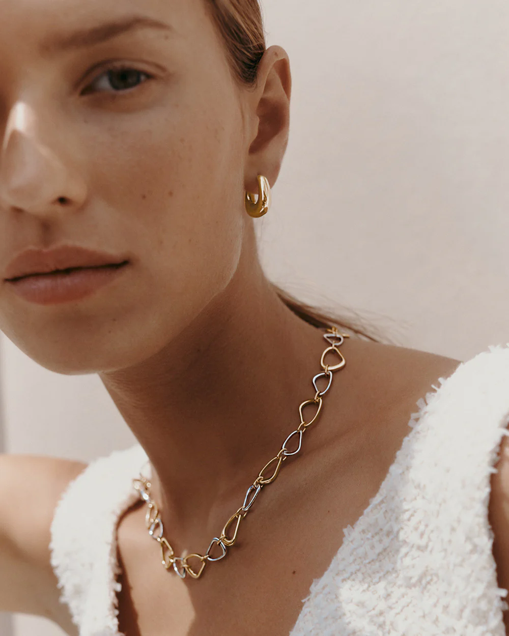 WITHIN MOTION HOOPS (18K GOLD PLATED) - Image 2
